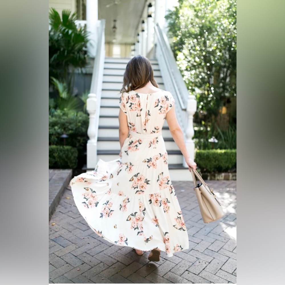 Free People All I Got Ivory Floral V-Neck Maxi Dress Size 6 - Picture 4 of 12